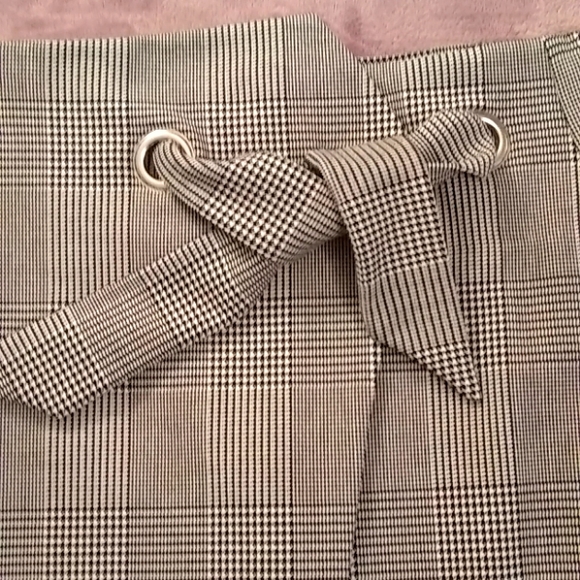 H&M Asymmetrical Skirt 12 - Picture 2 of 7